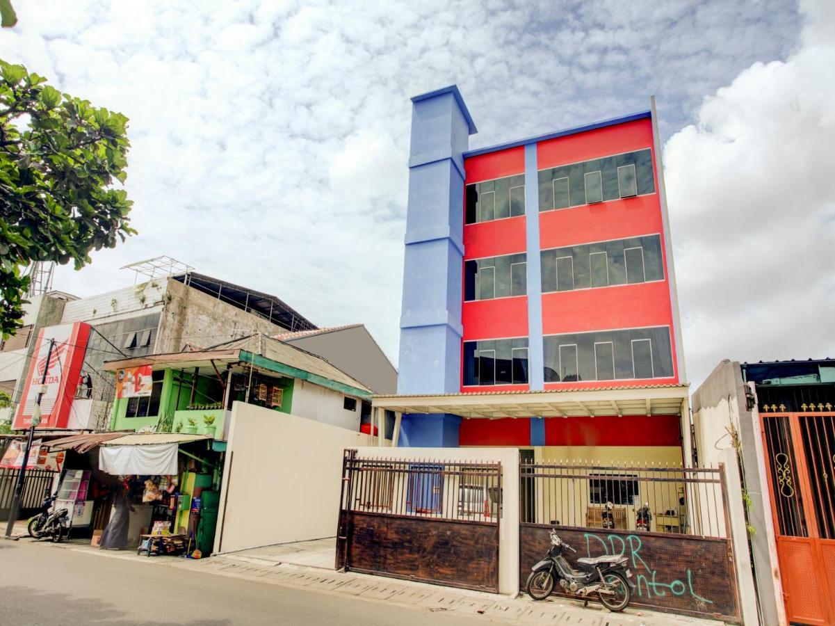 雅加达 Oyo 90141 3A Syariah酒店 外观 照片